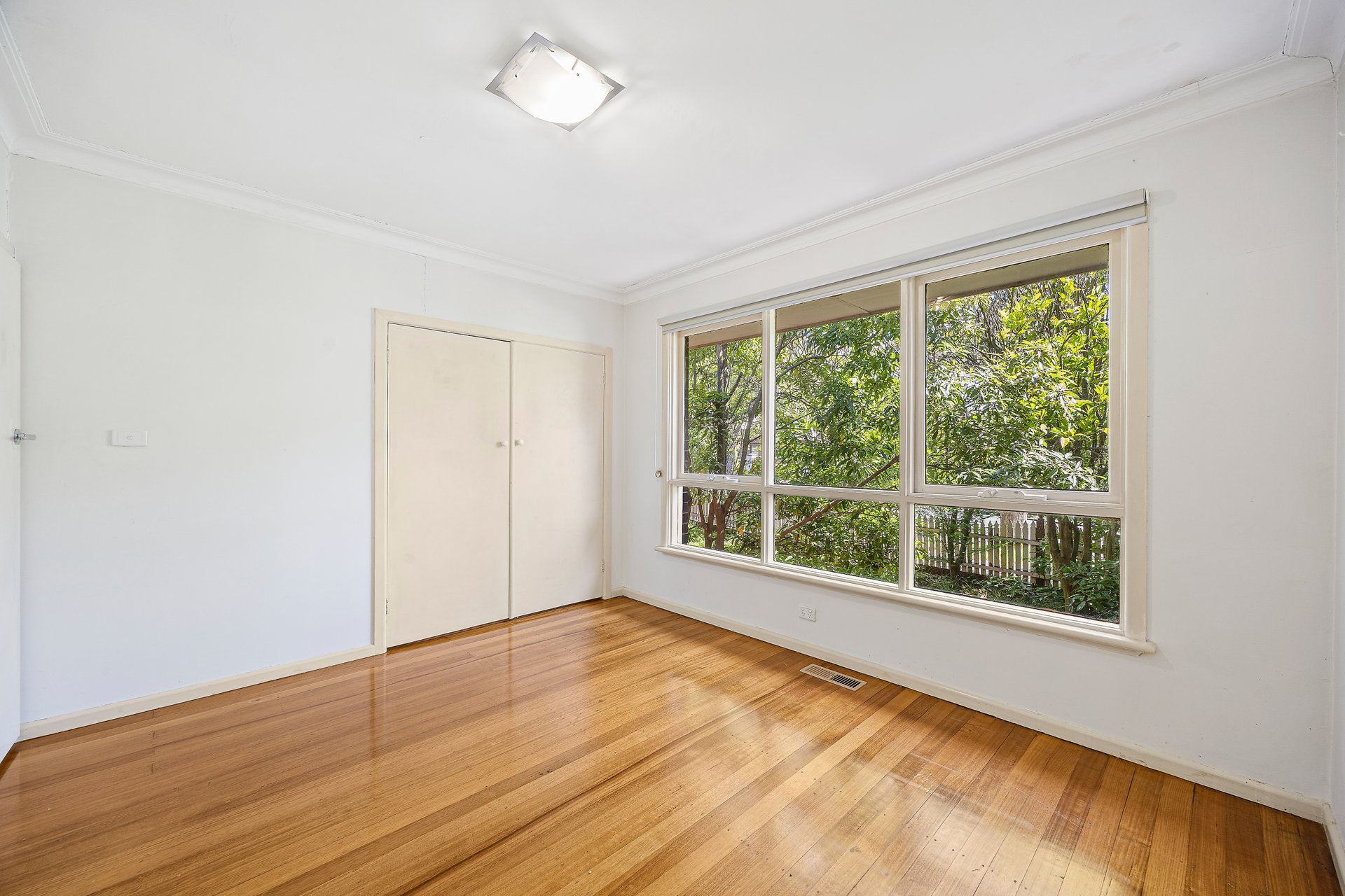 1 Box Avenue, Forest Hill image 6