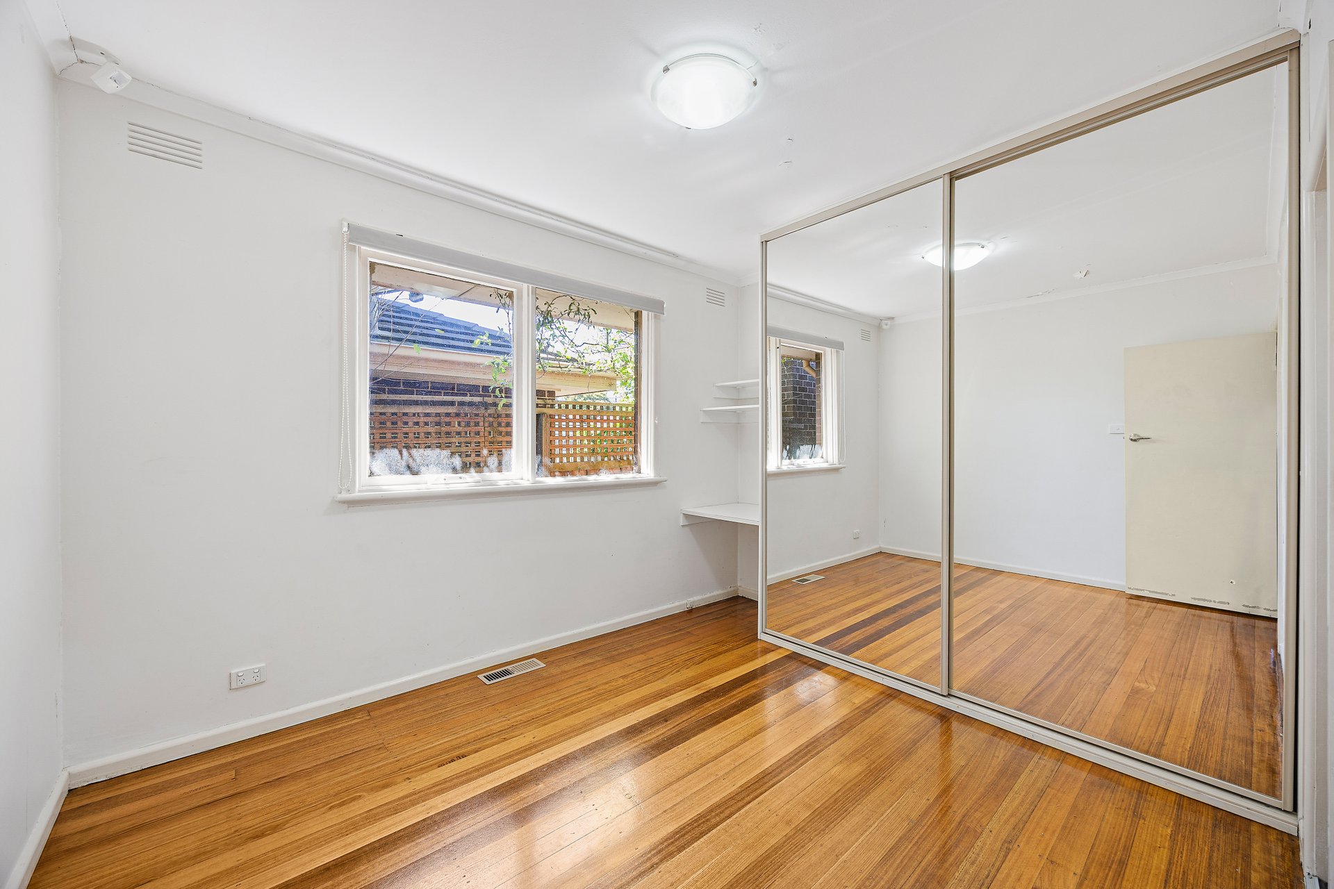 1 Box Avenue, Forest Hill image 7