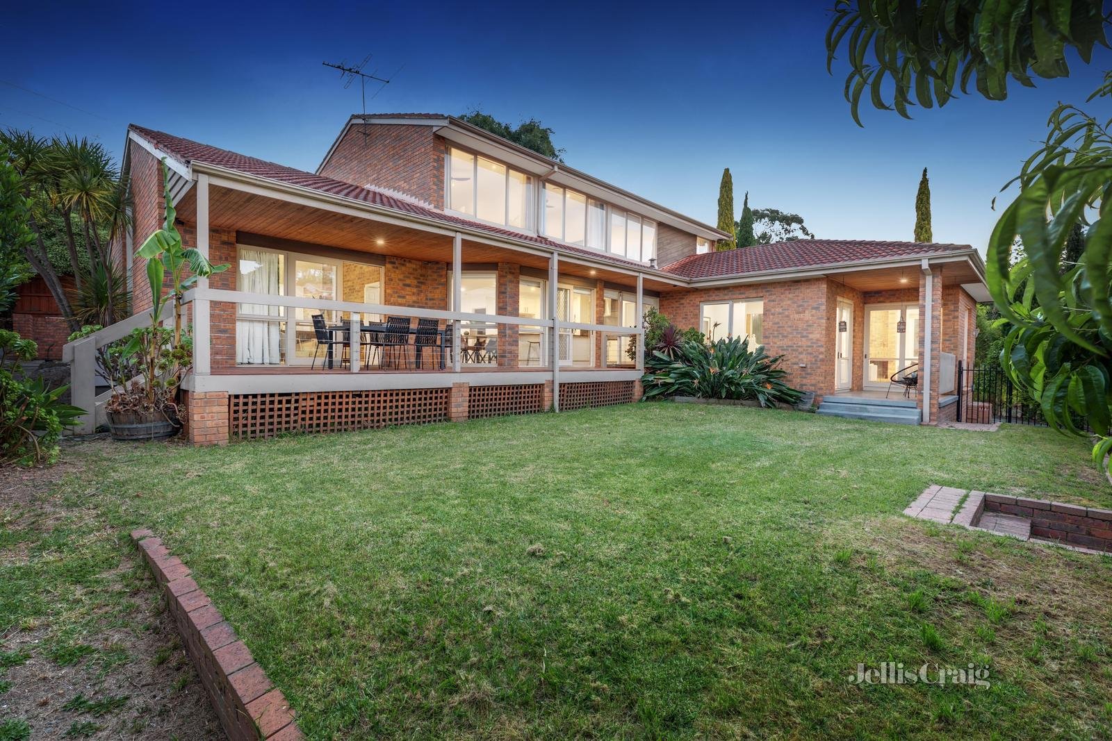 1 Bray Court, Templestowe image 12