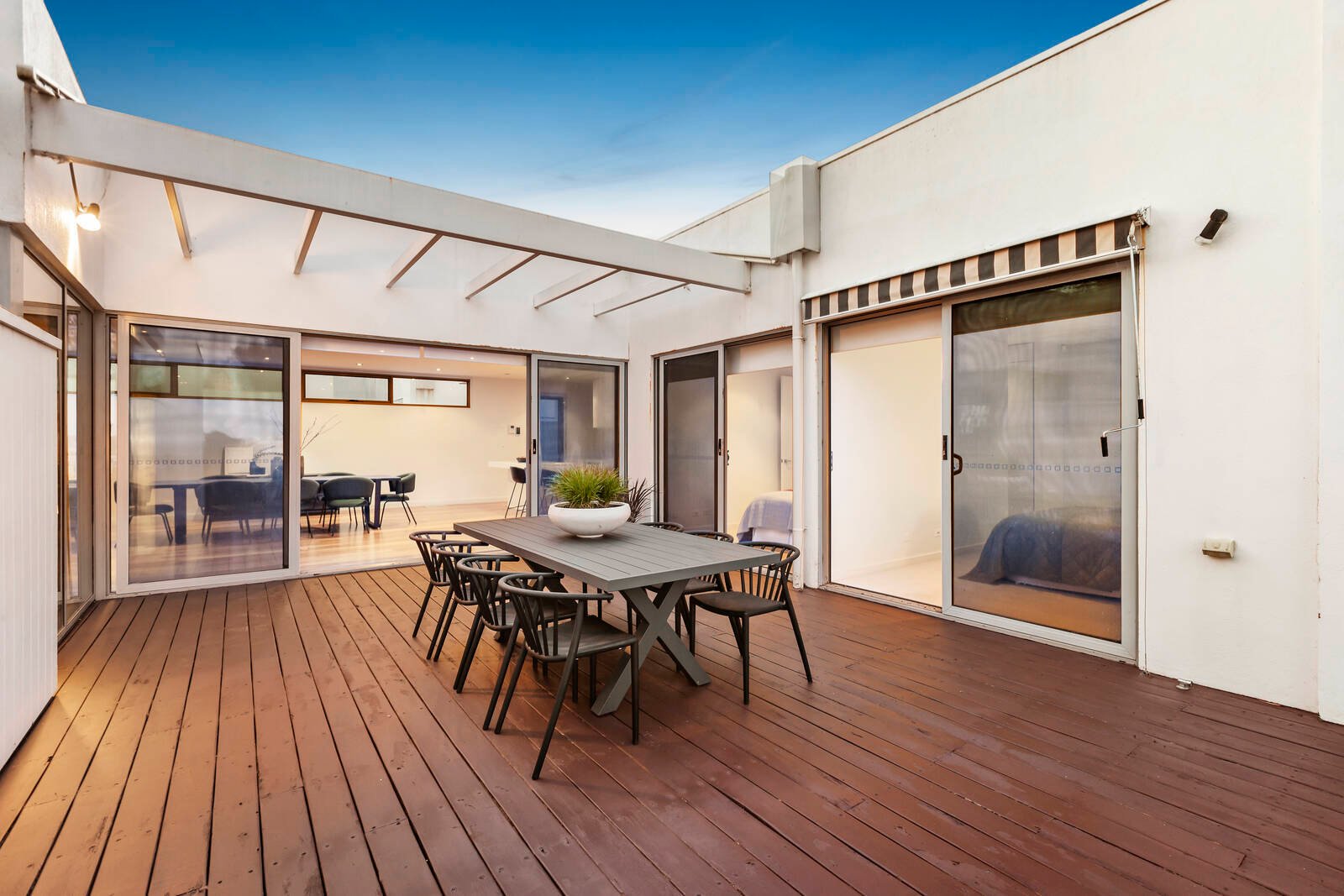 Property Gallery Thumbnail 10