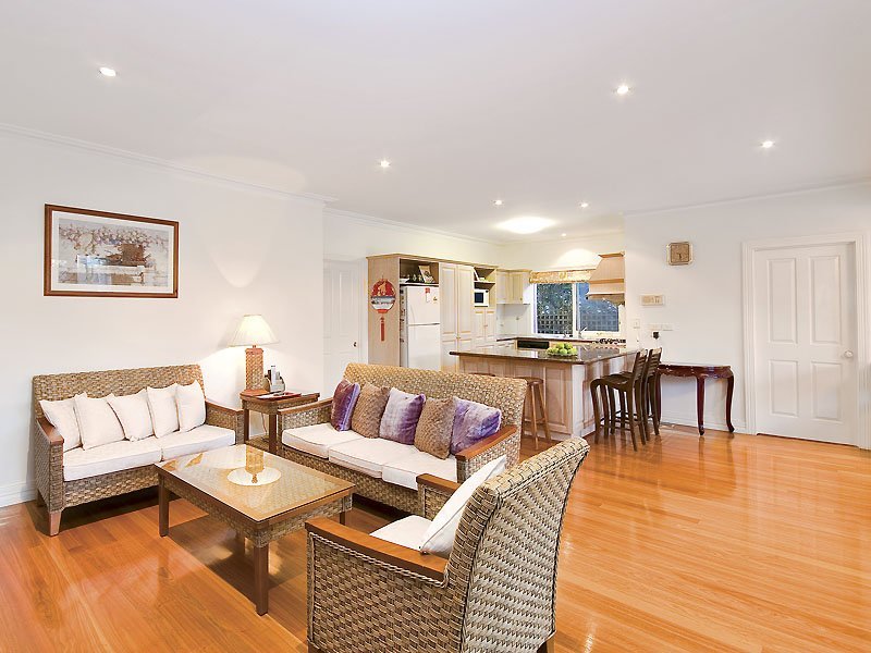 1 Bruce Street, Balwyn image 5