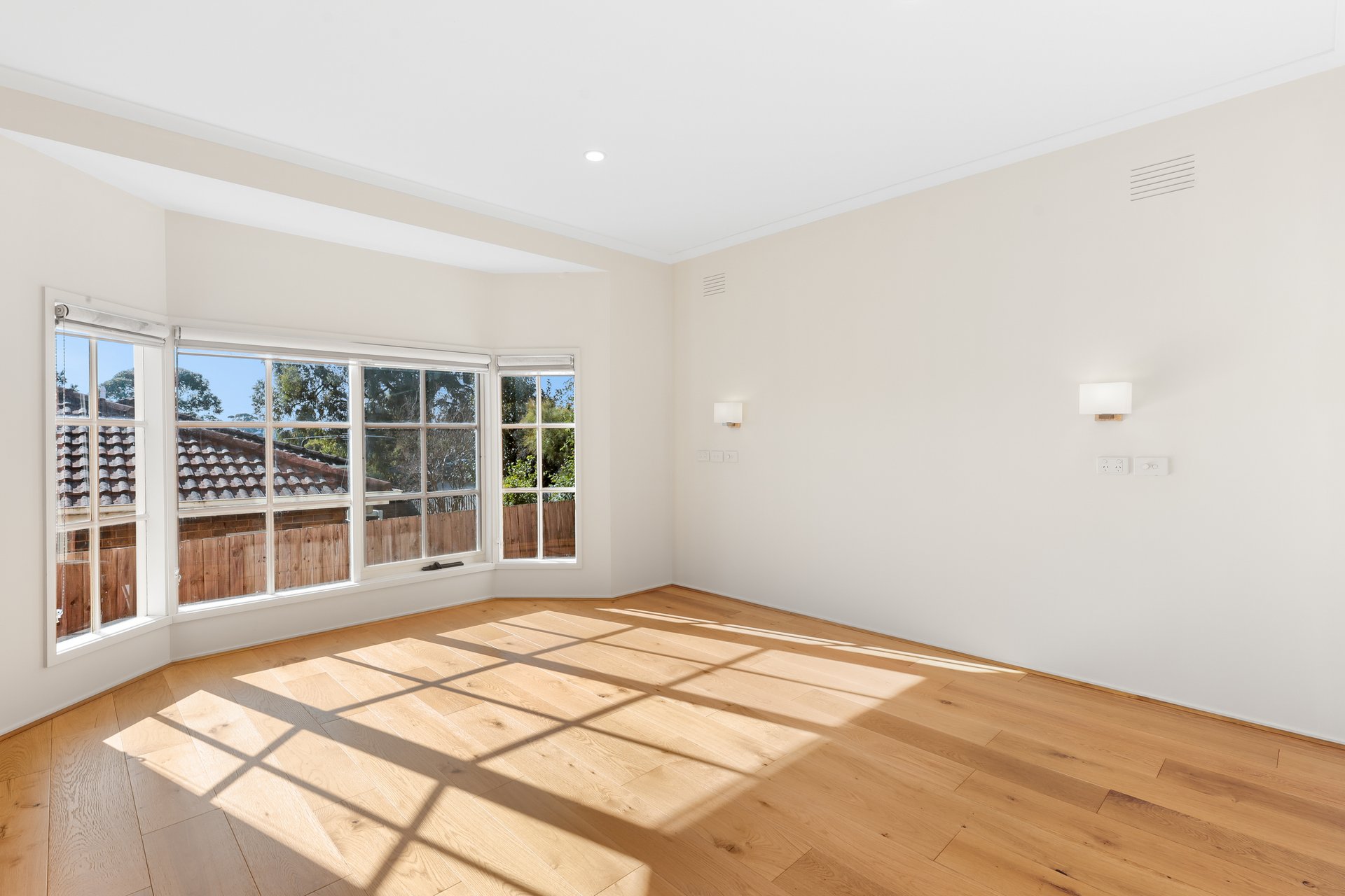 1 Buxton Court, Wheelers Hill image 5
