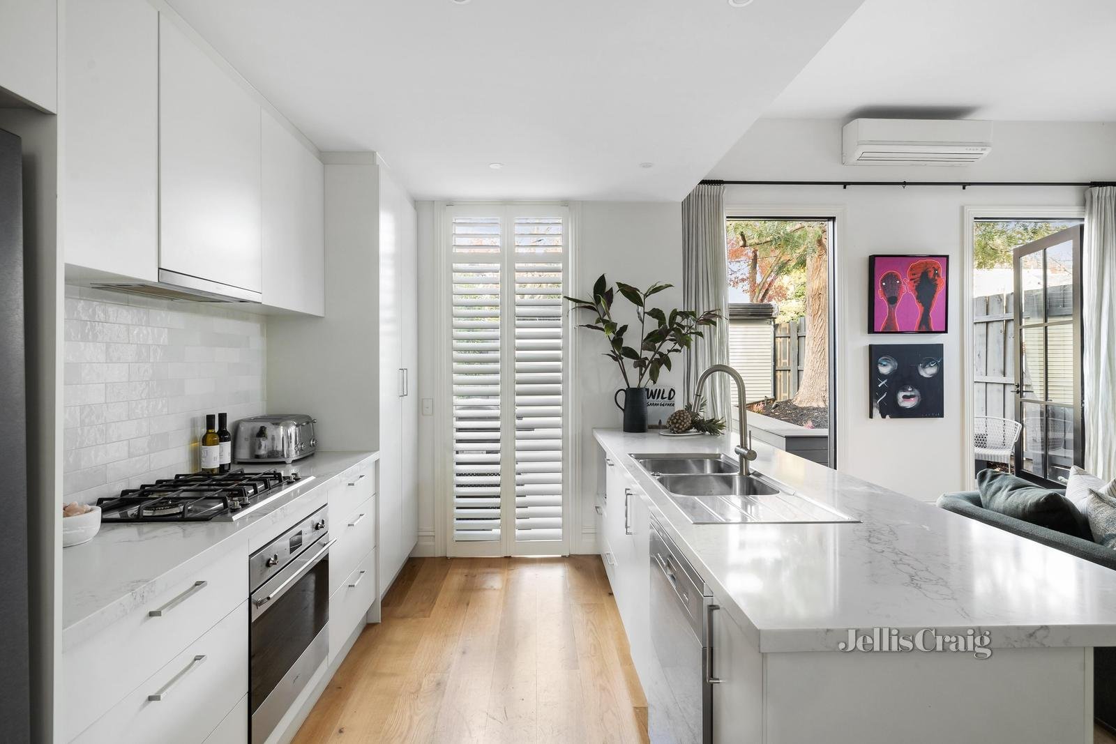 1 Cambridge Street, Armadale image 4