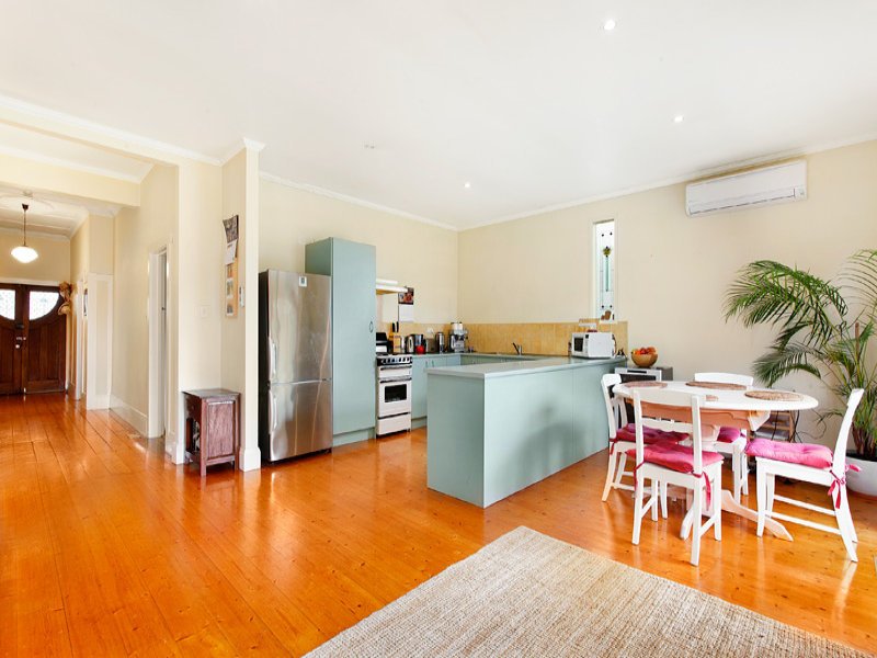 1 Cambridge Street, Brighton East image 2