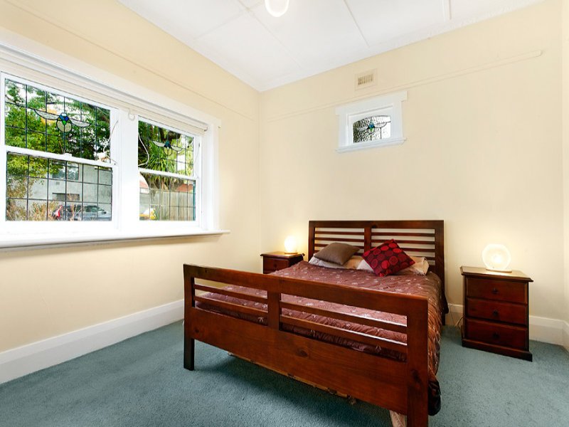 1 Cambridge Street, Brighton East image 7