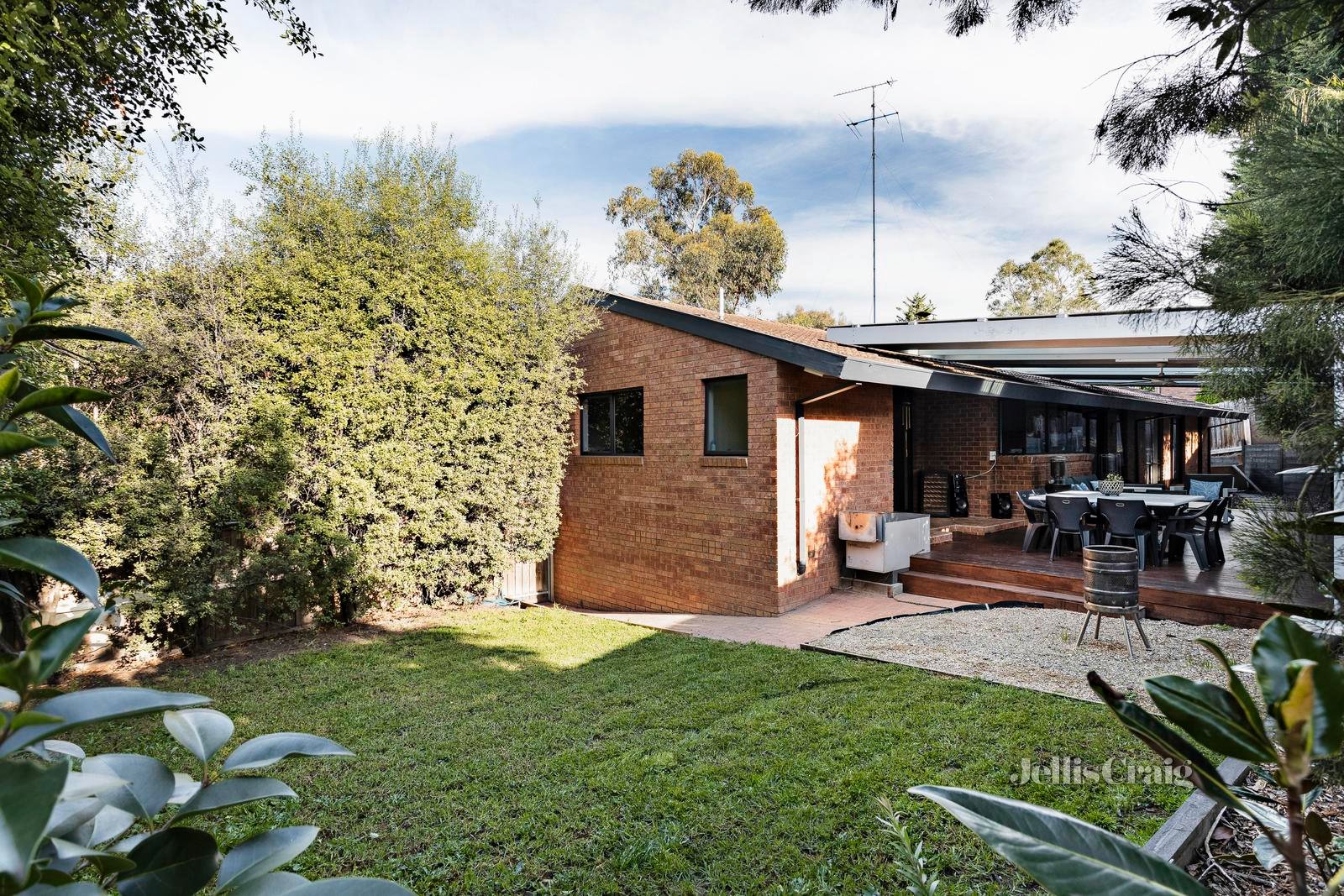 1 Cameron Court, Eltham image 10