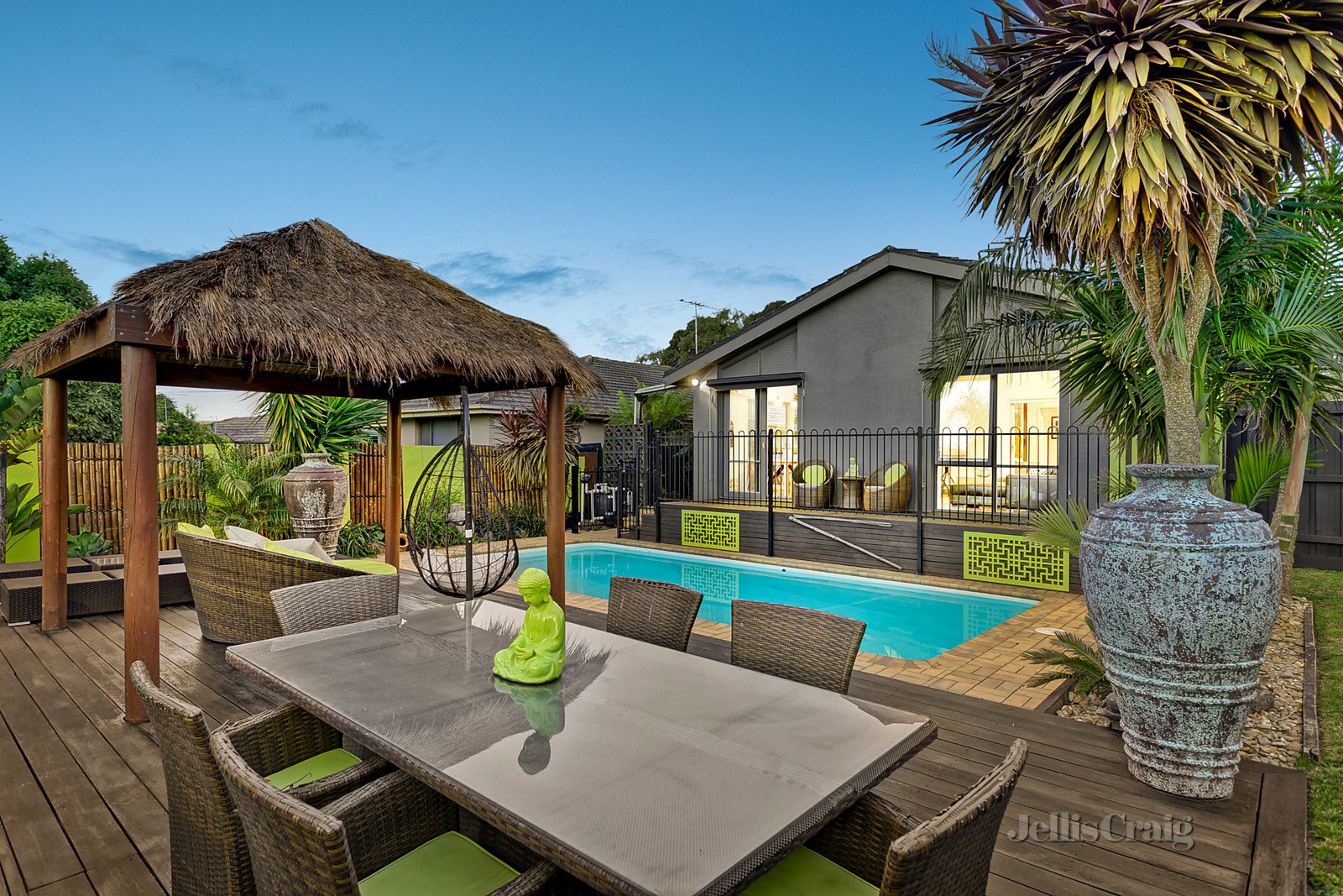 1 Canara Court, Bayswater image 2