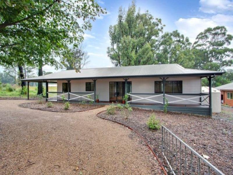 1 Capel Street, Kinglake image 1