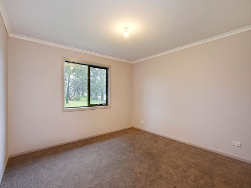 1 Capel Street, Kinglake image 11