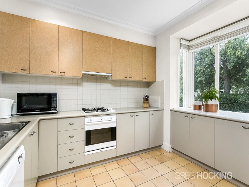 1 Capistrano Place, Port Melbourne image 5