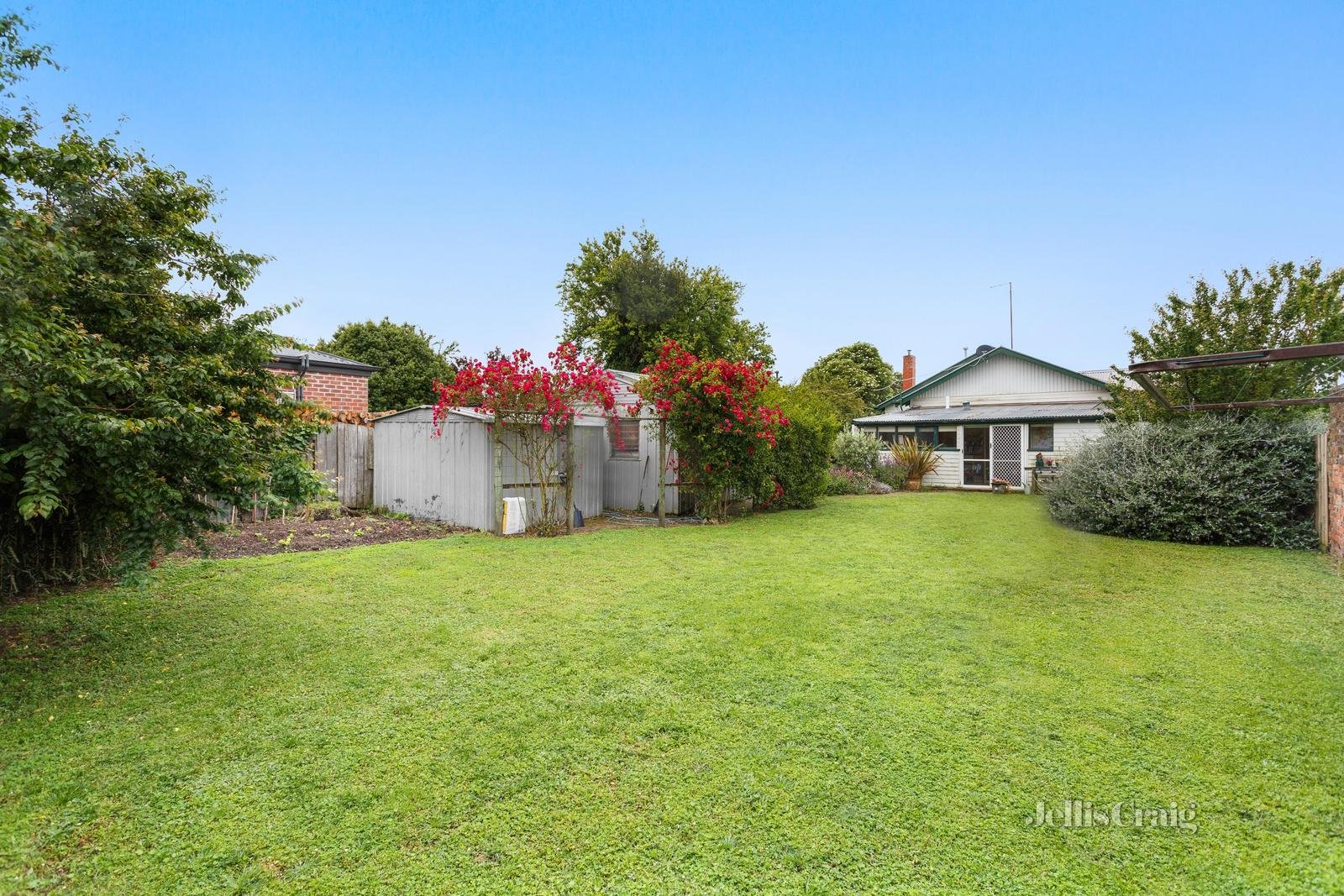 1 Cardigan Street, Lake Wendouree image 18