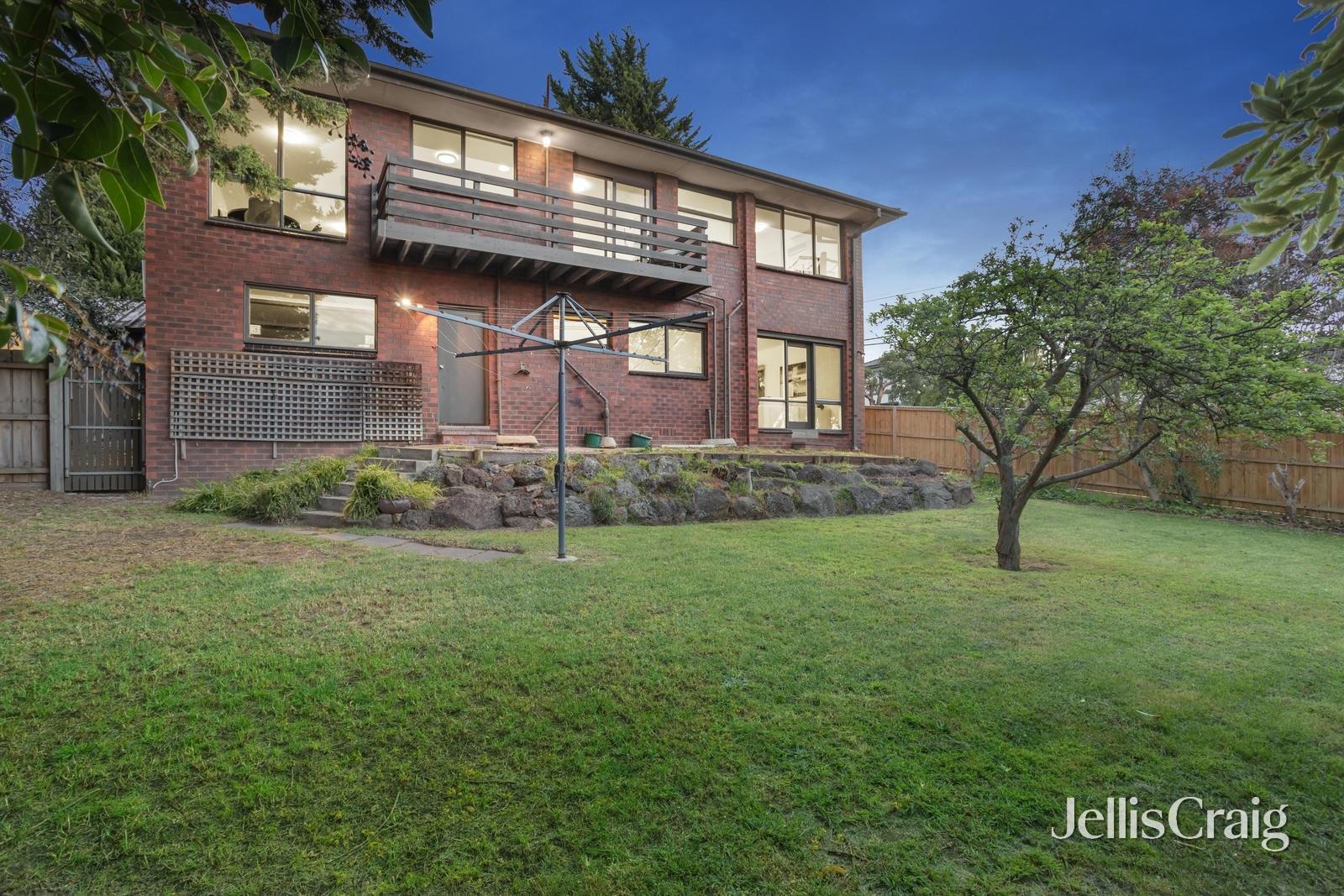 1 Castlereagh Court, Mount Waverley image 12