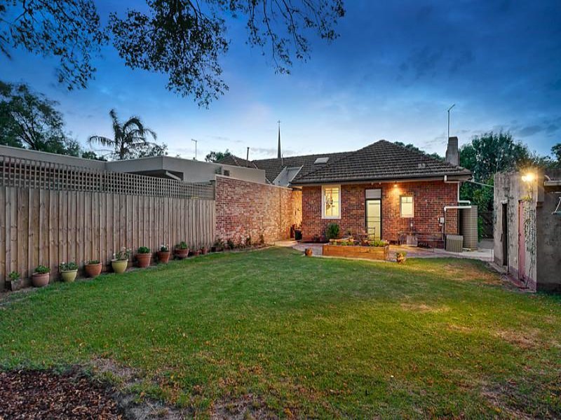 1 Charles Street, Glen Iris image 6