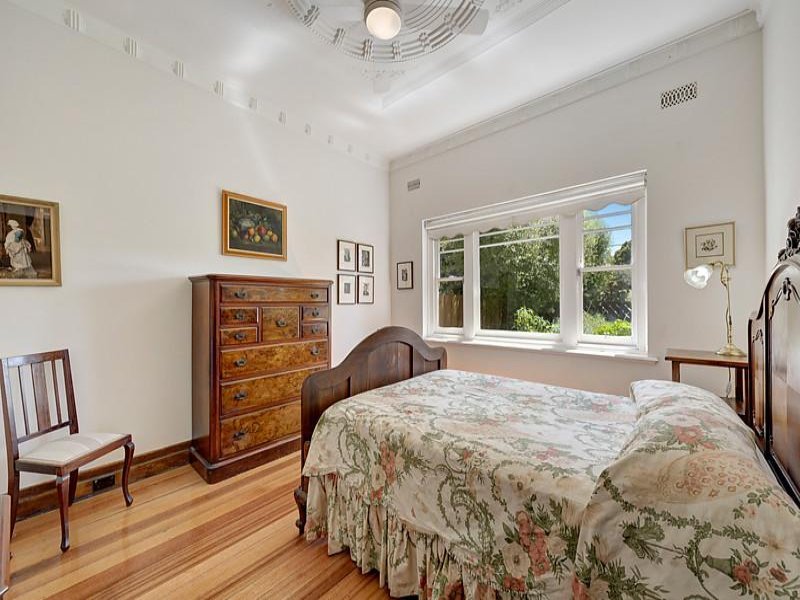 1 Charles Street, Glen Iris image 7