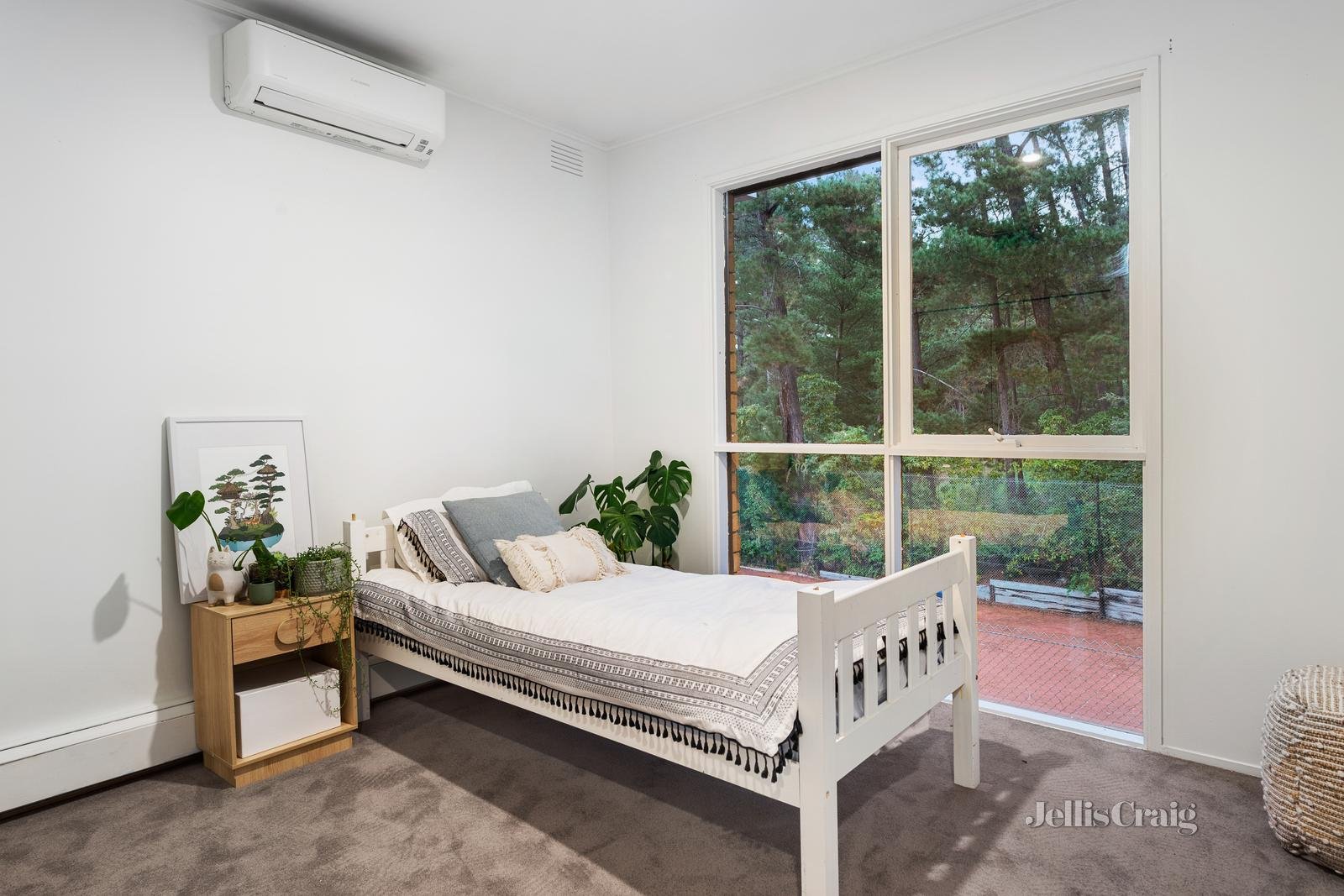 1 Charlwood Court, Donvale image 11