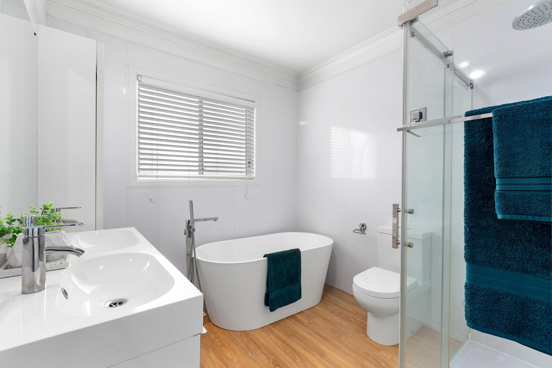 1 Cherry Tree Court, Doncaster East image 6