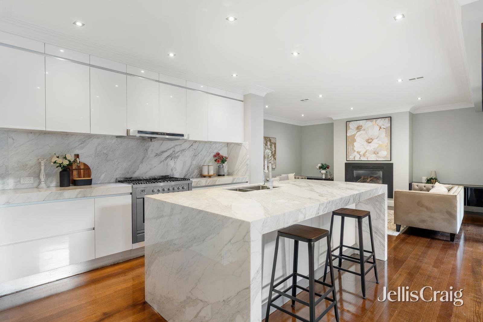 1 Childers Street, Kew image 3