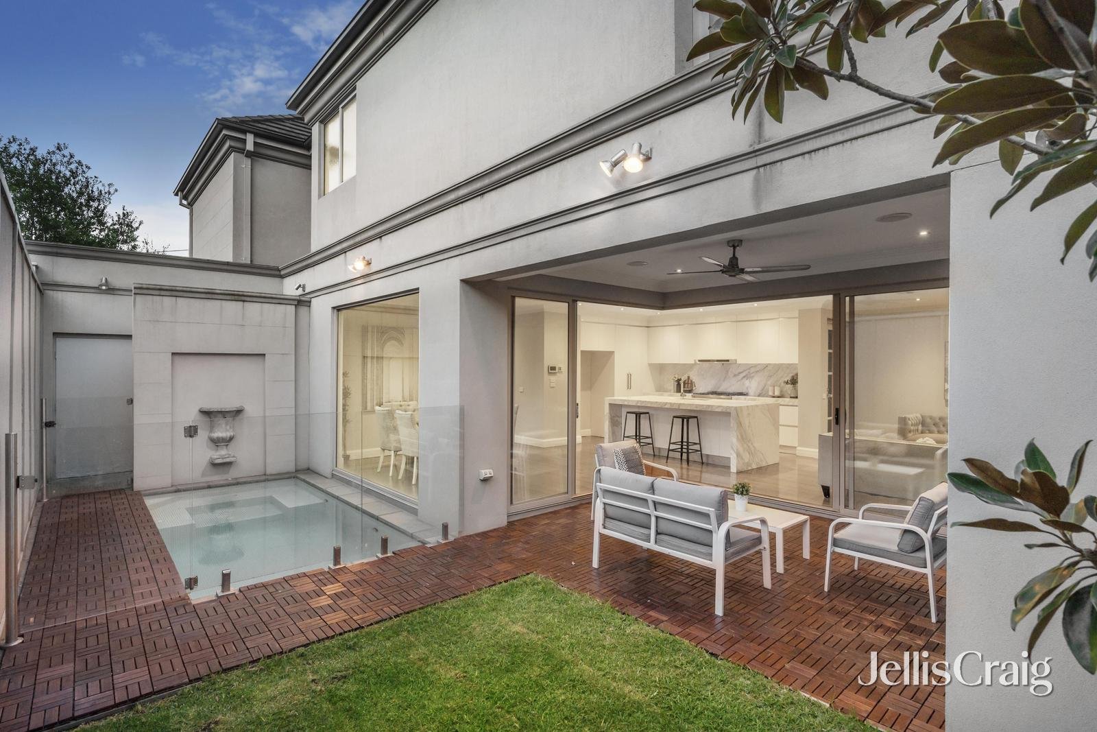 1 Childers Street, Kew image 9
