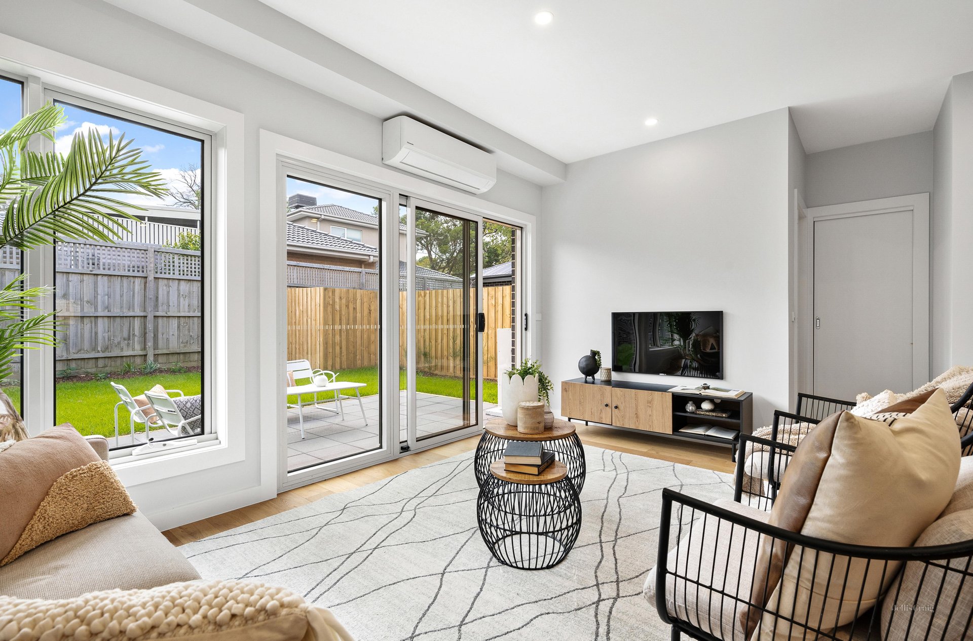 1 Churchill Way, Kilsyth image 2