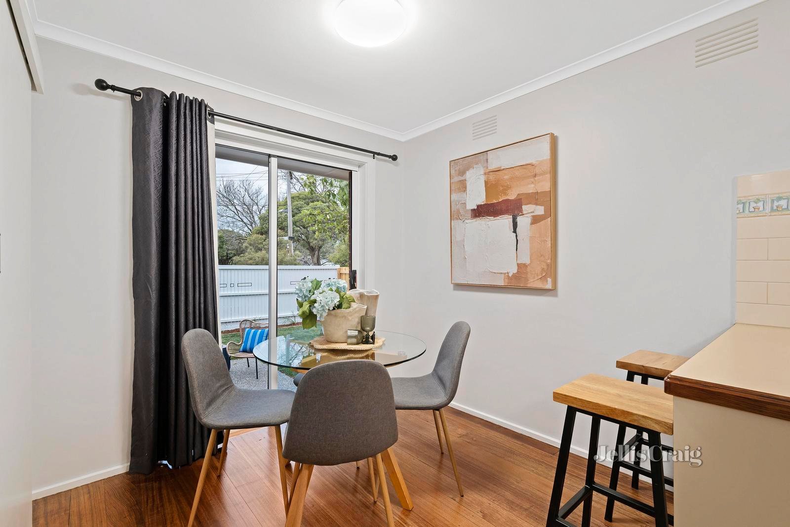 1 Clare Street, Croydon South image 4