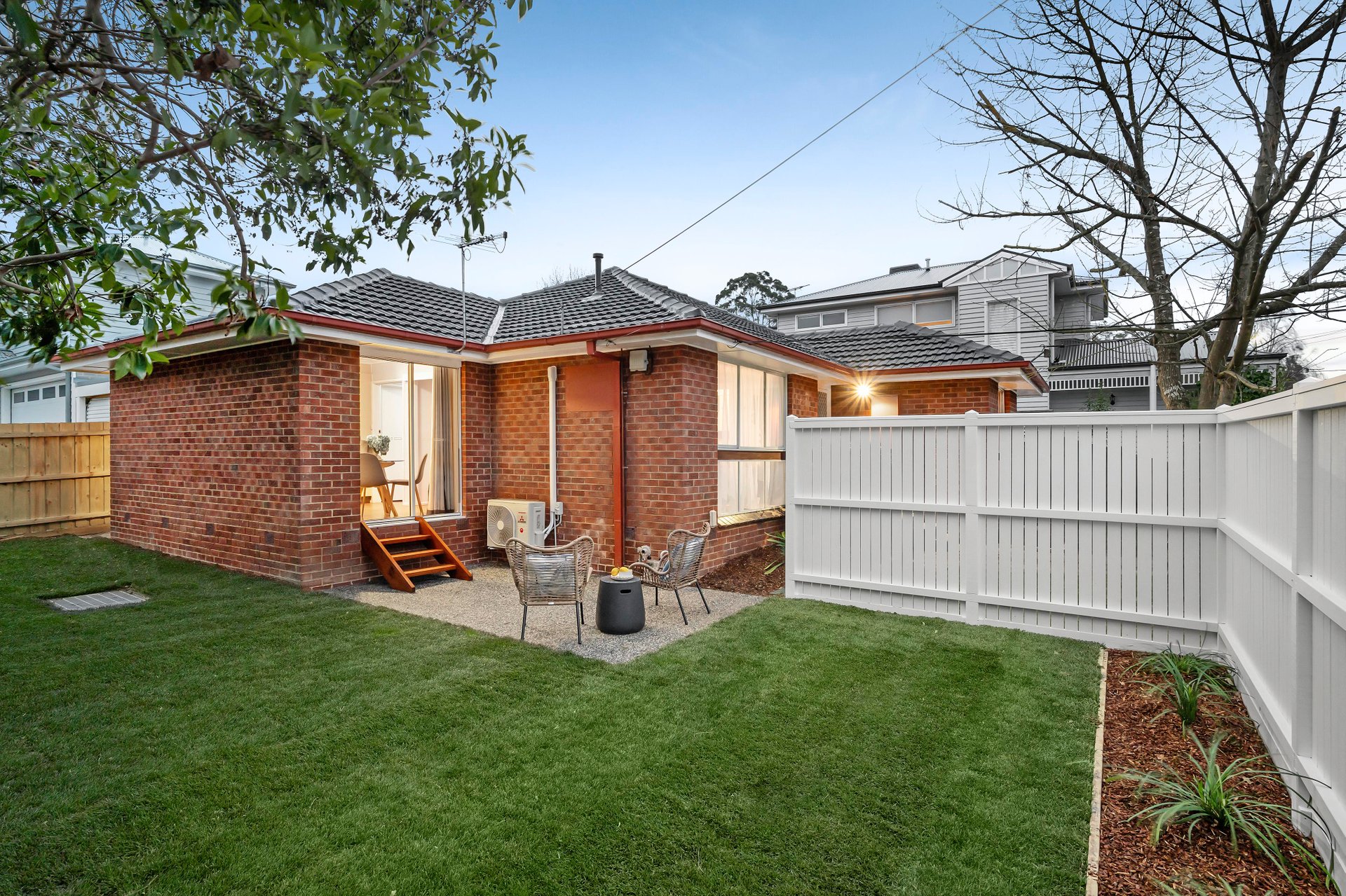 1 Clare Street, Croydon South image 9