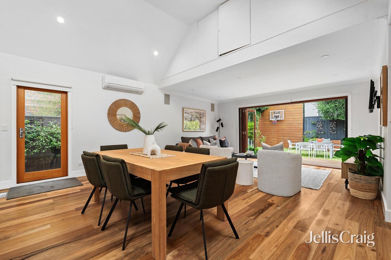 1 Clarke Street, Elwood image 9