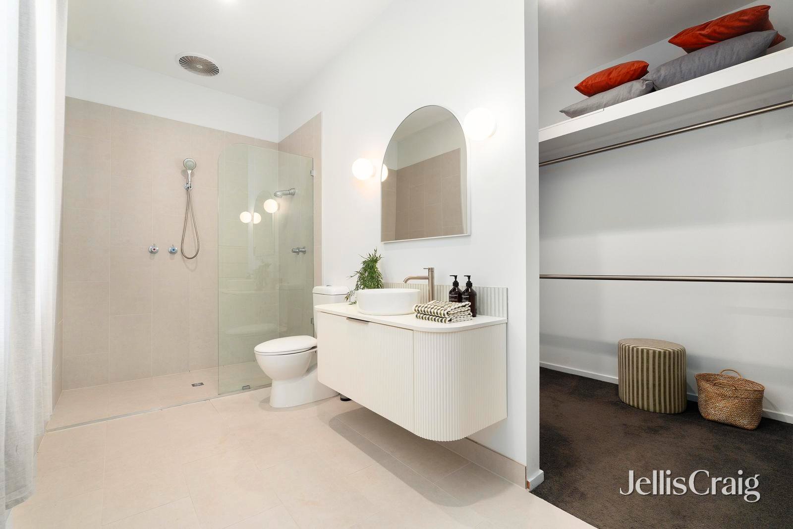 1 Clarke Street, Elwood image 14