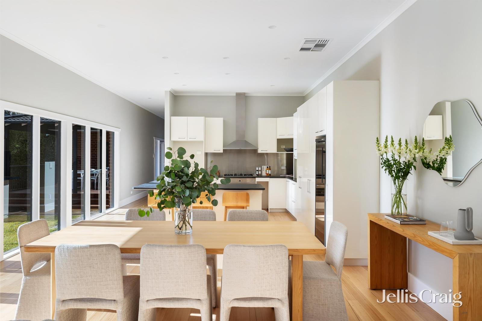 1 Clarke Street, Glen Iris image 6