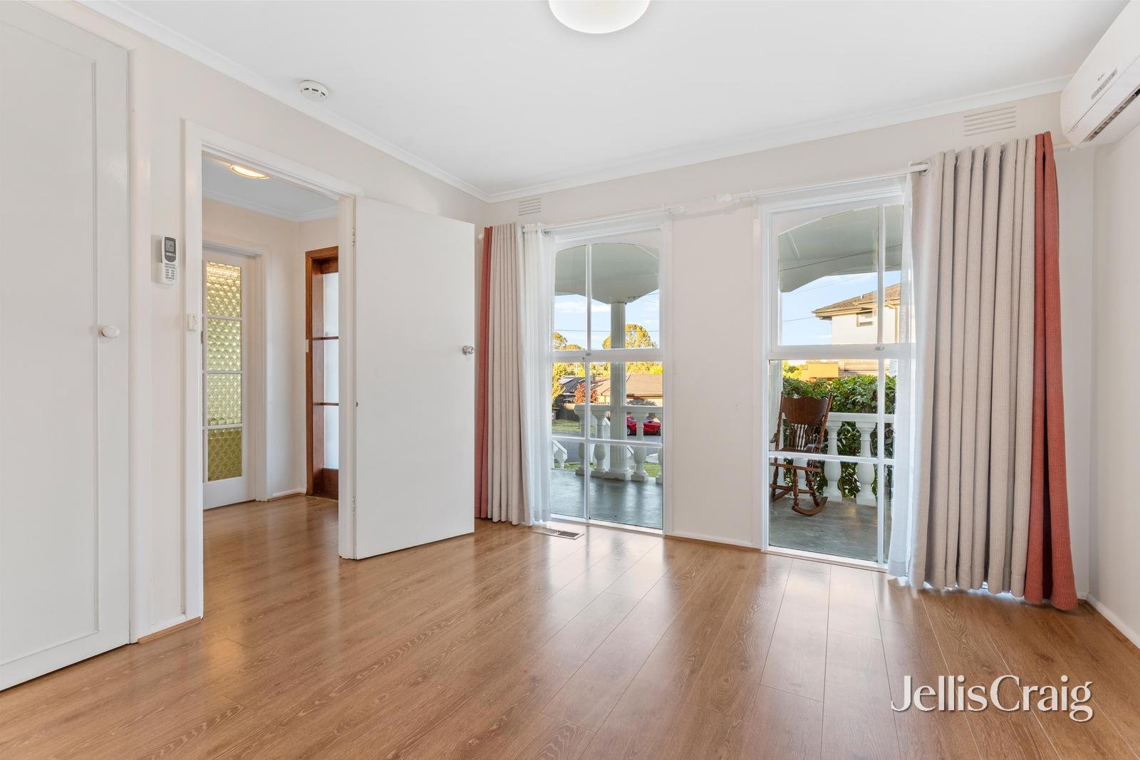1 Clovelly Court, Mount&nbsp;Waverley image 6