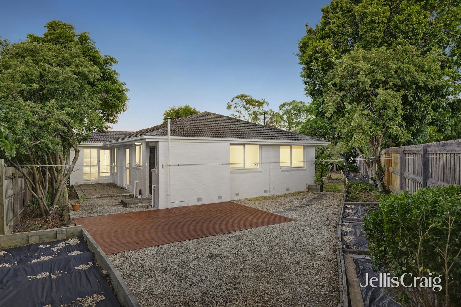 1 Clovelly Court, Mount&nbsp;Waverley image 12