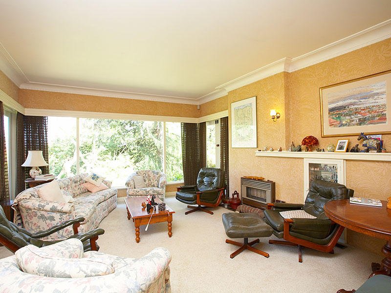 1 Collett Avenue, Ringwood image 2