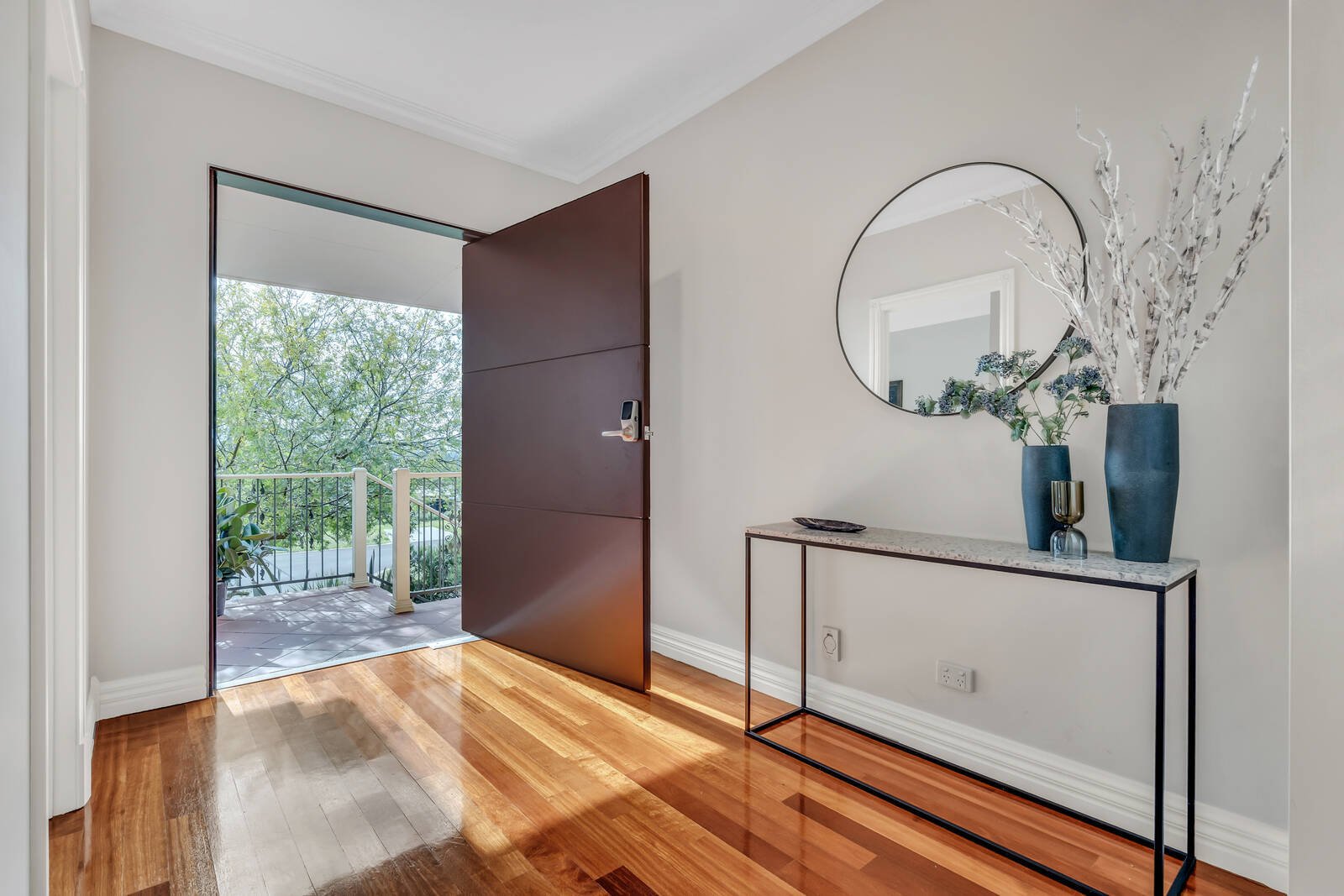Property Gallery Thumbnail 2