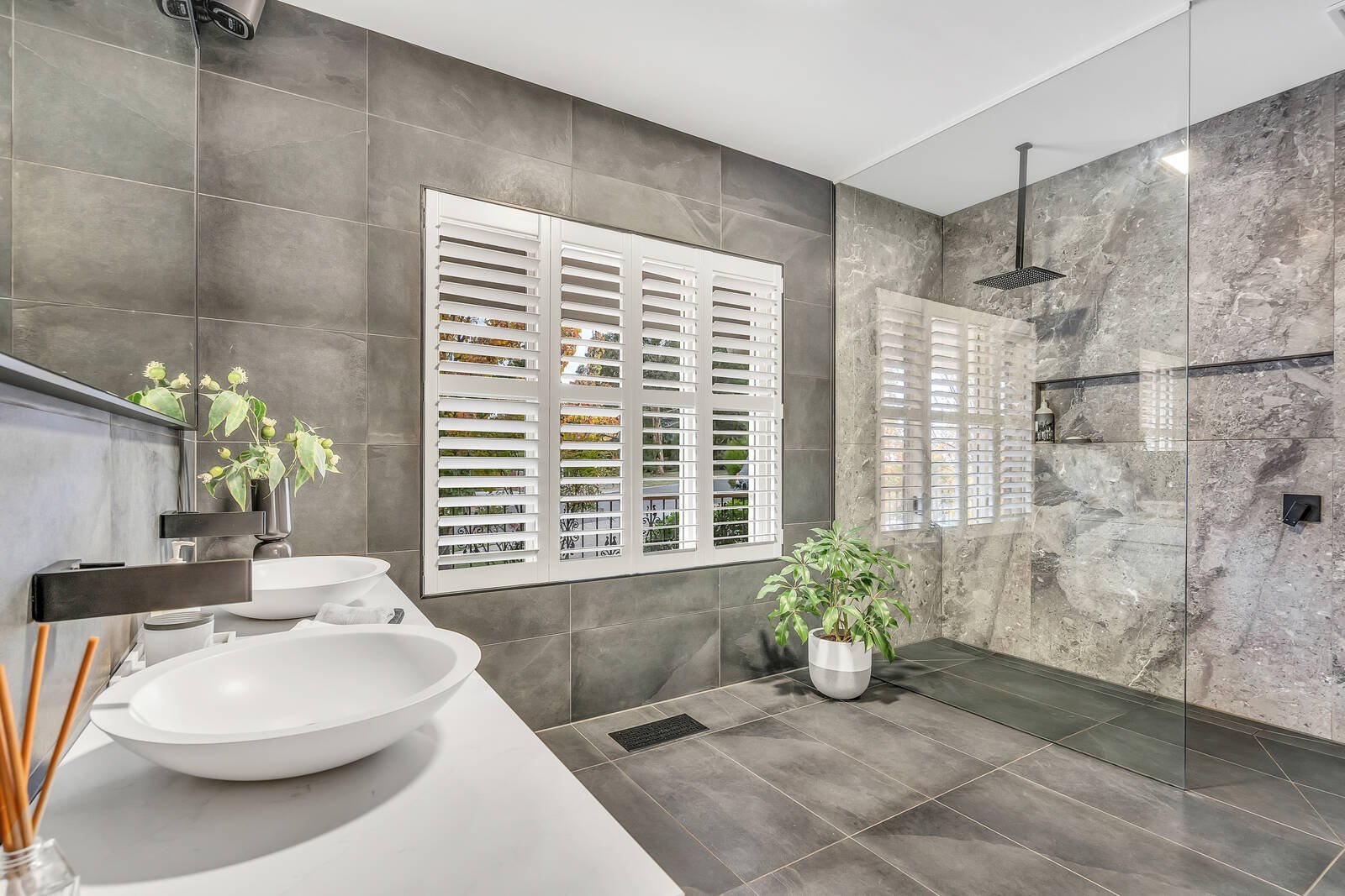 Property Gallery Thumbnail 11