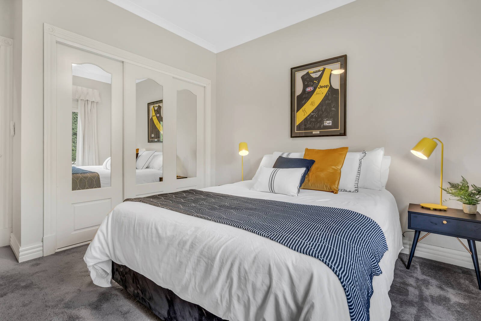 Property Gallery Thumbnail 14