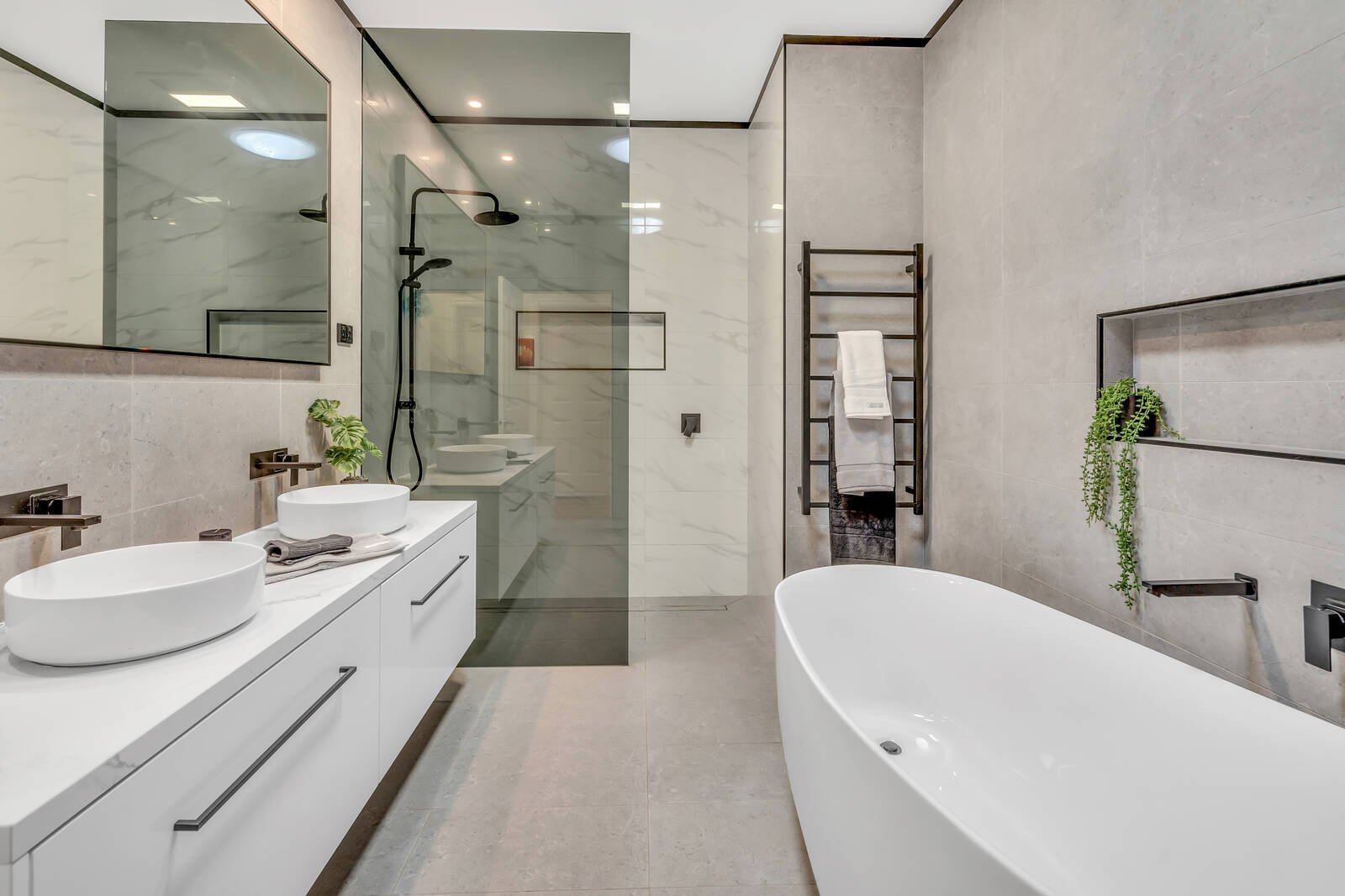 Property Gallery Thumbnail 15