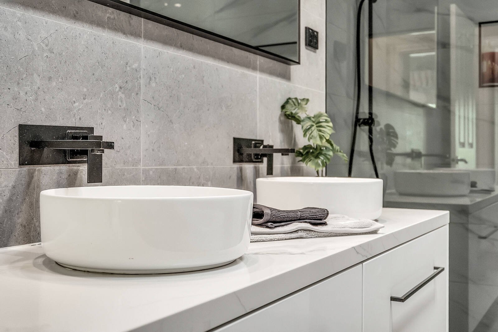 Property Gallery Thumbnail 16