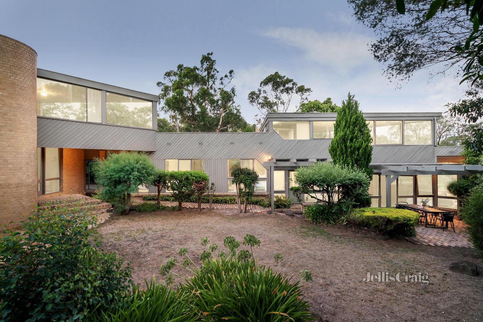 1 Colquhoun Court, Eltham image 23