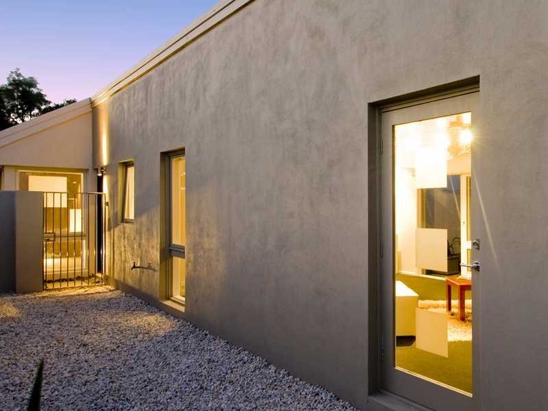 1 Coots Court, Rippleside image 7
