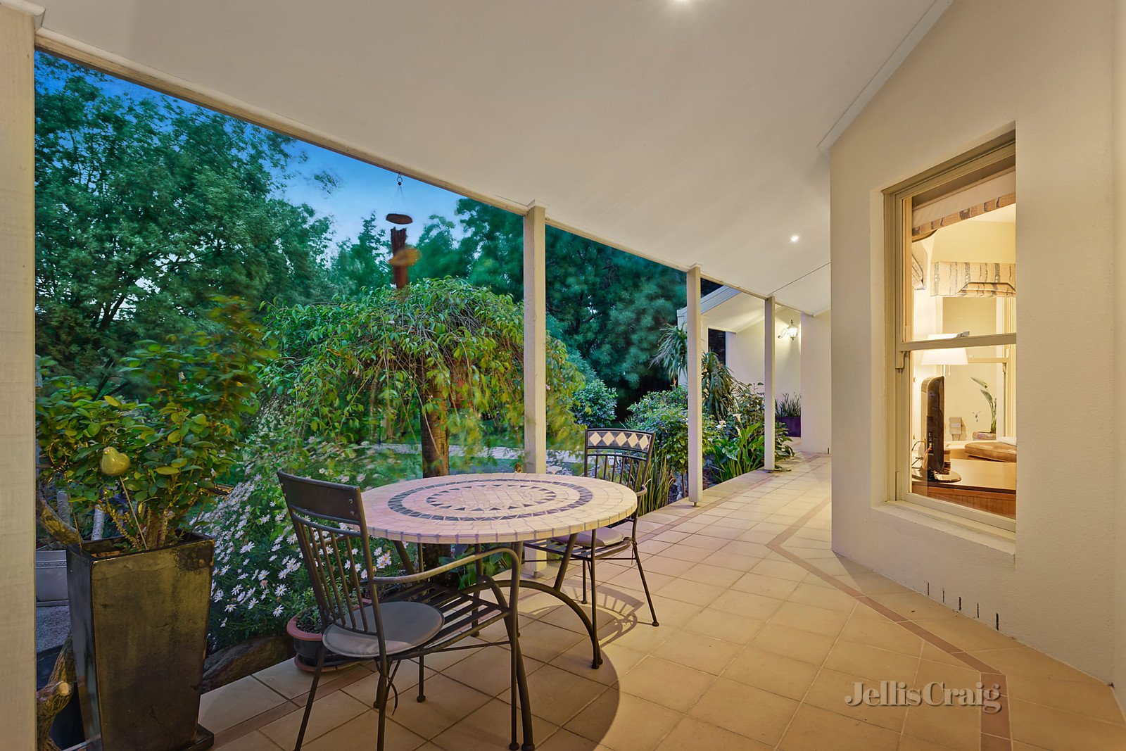 1 Coromandel Court, Bulleen image 2