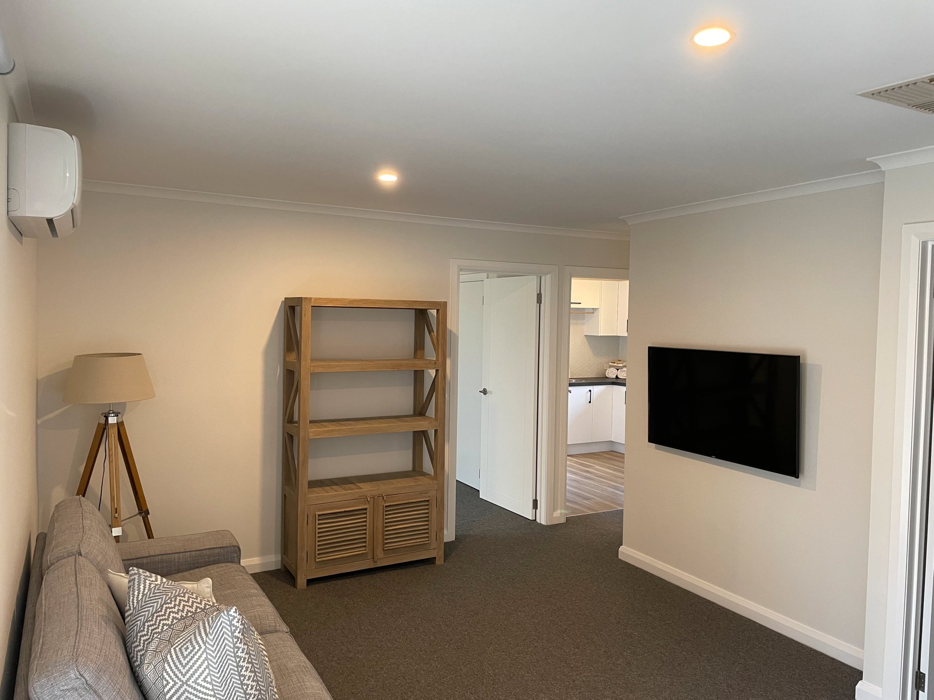 1 Corriedale Court, Belmont image 4