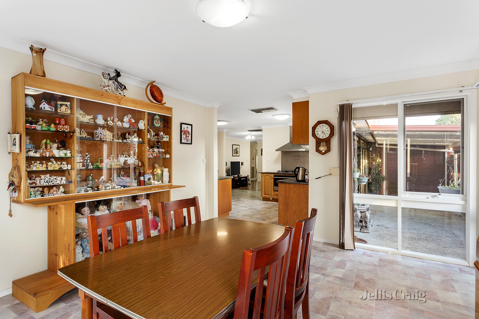 1 Coventry Street, Burwood East image 5
