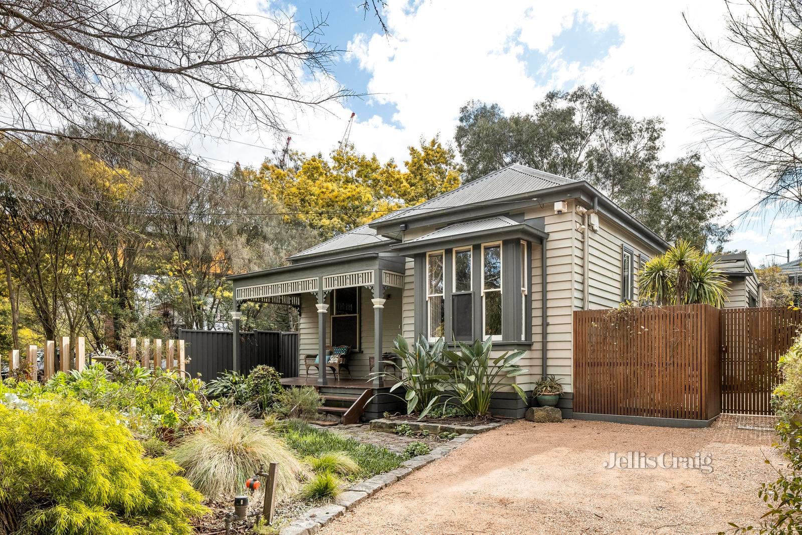 1 Creek Parade, Northcote image 1