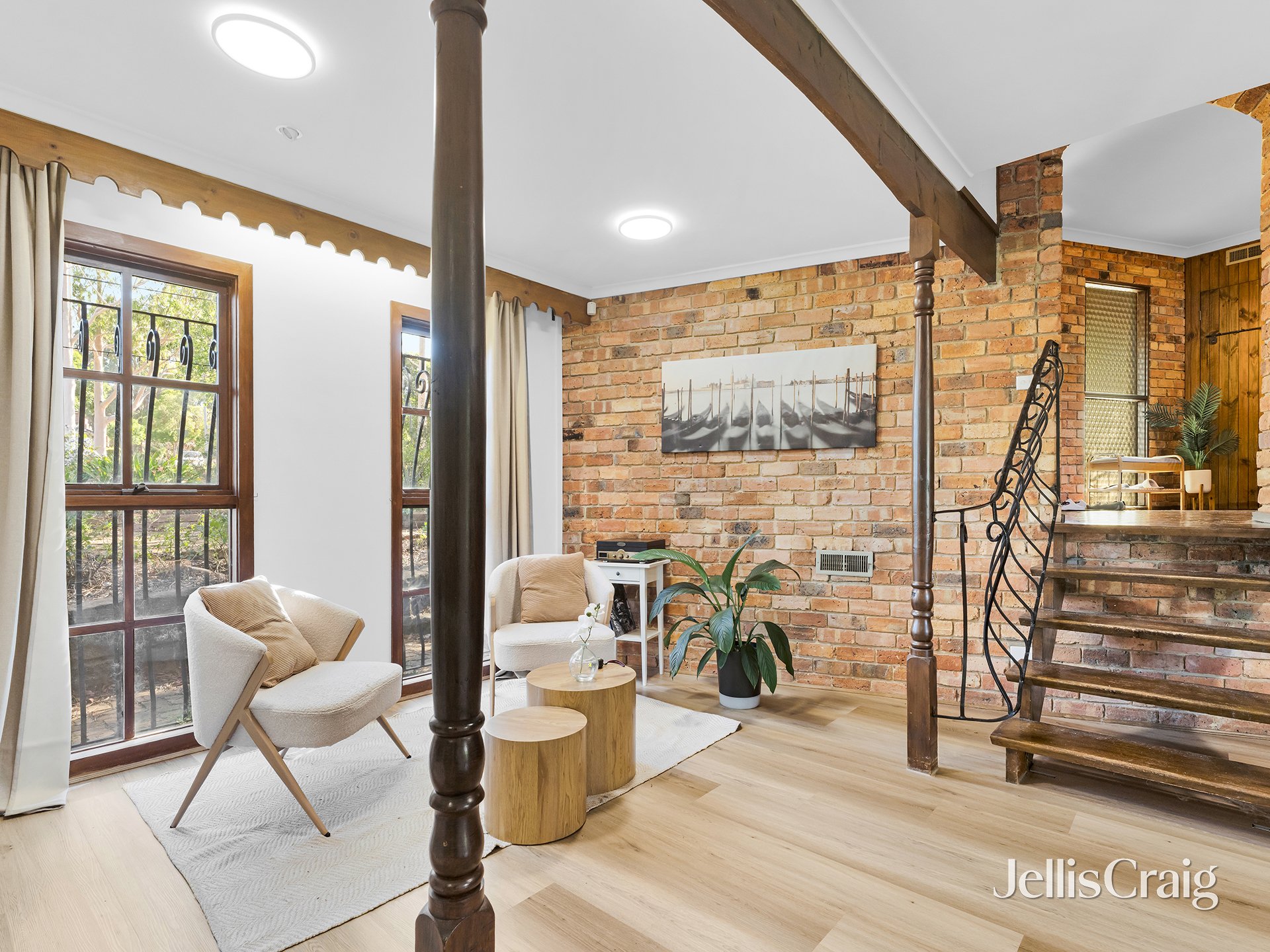 1 Creswick Street, Glen&nbsp;Waverley image 4