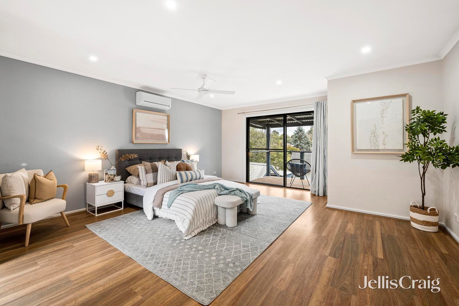 1 Crown Point Ridge, Chirnside Park image 8