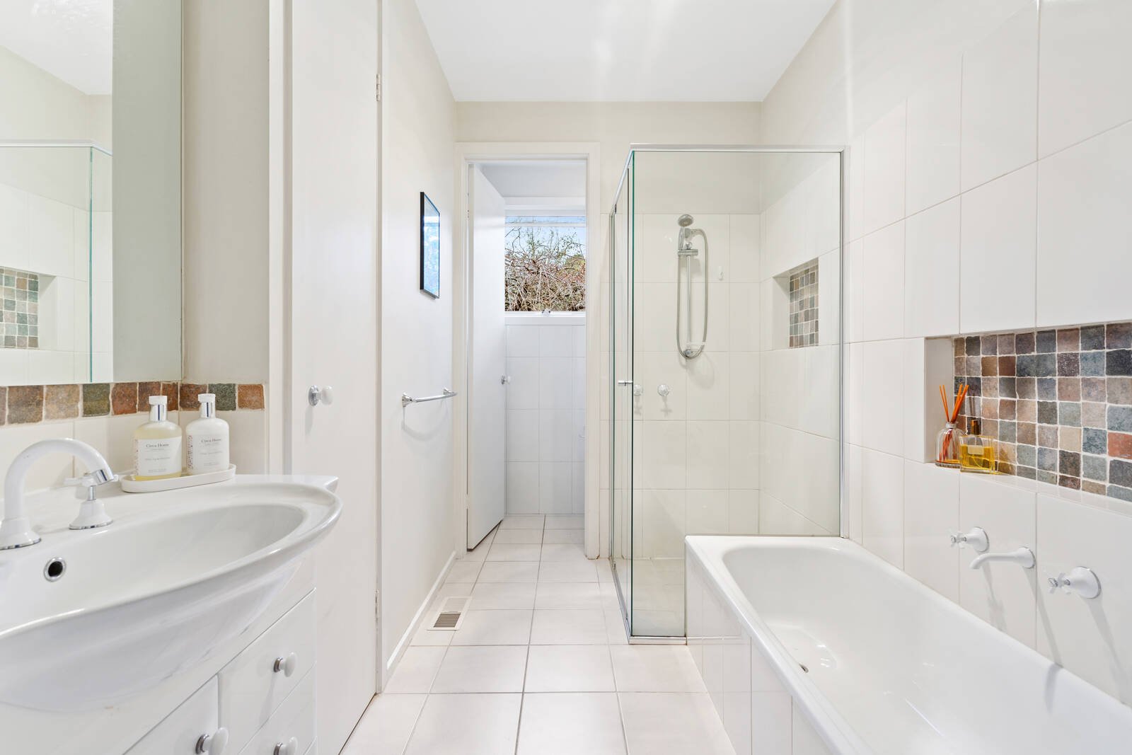 Property Gallery Thumbnail 5