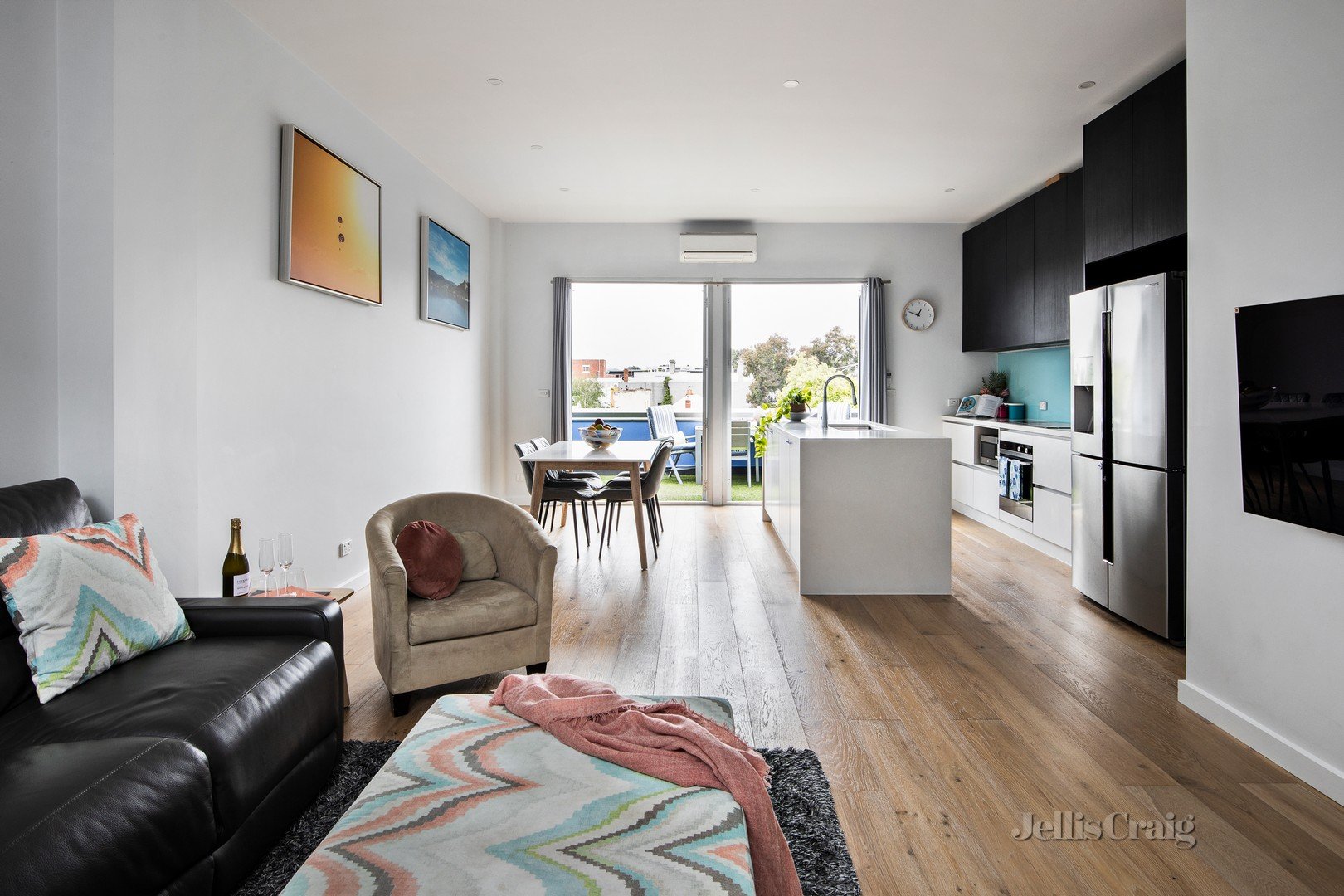 1 Curtain Street, Carlton North image 2