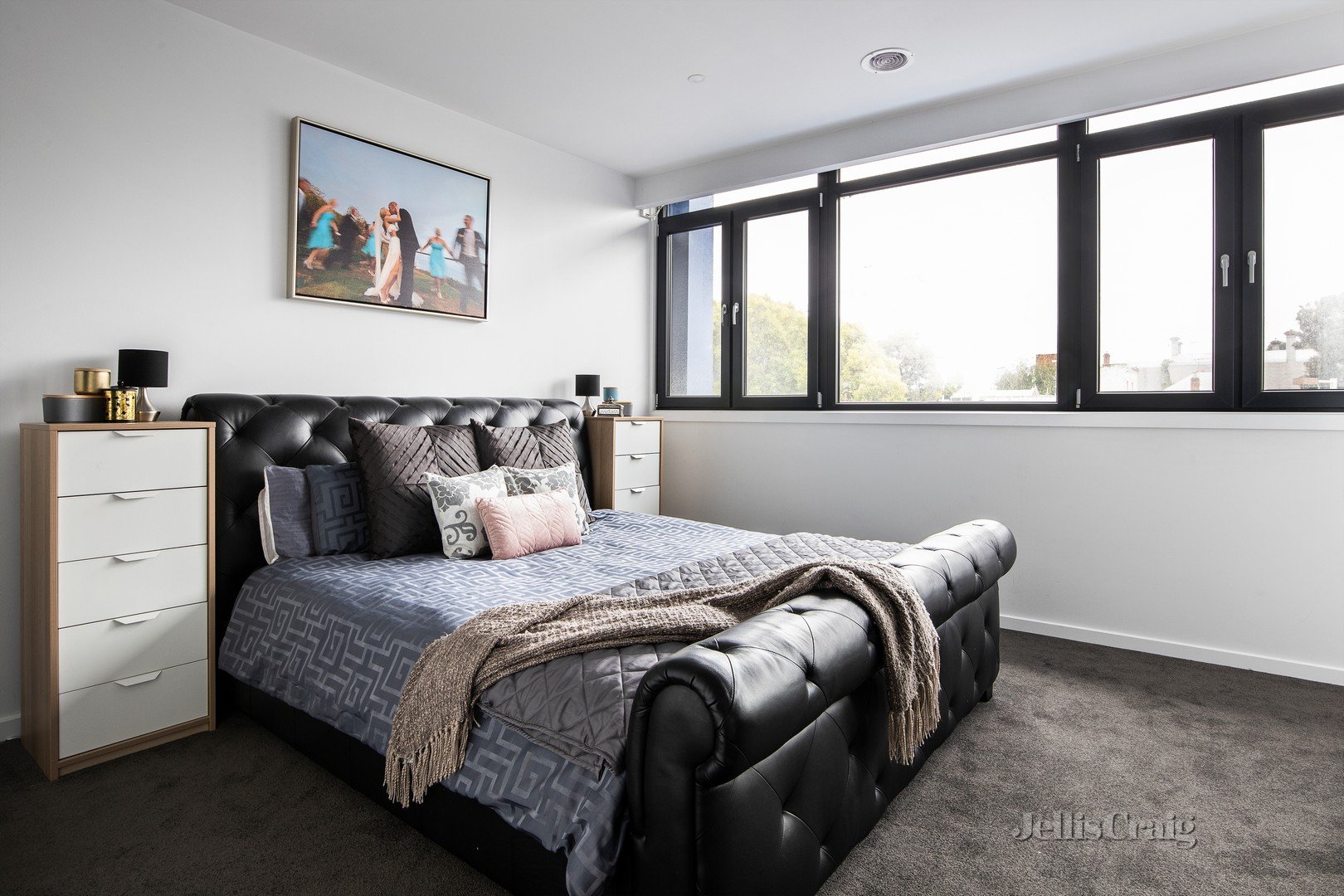 1 Curtain Street, Carlton North image 7