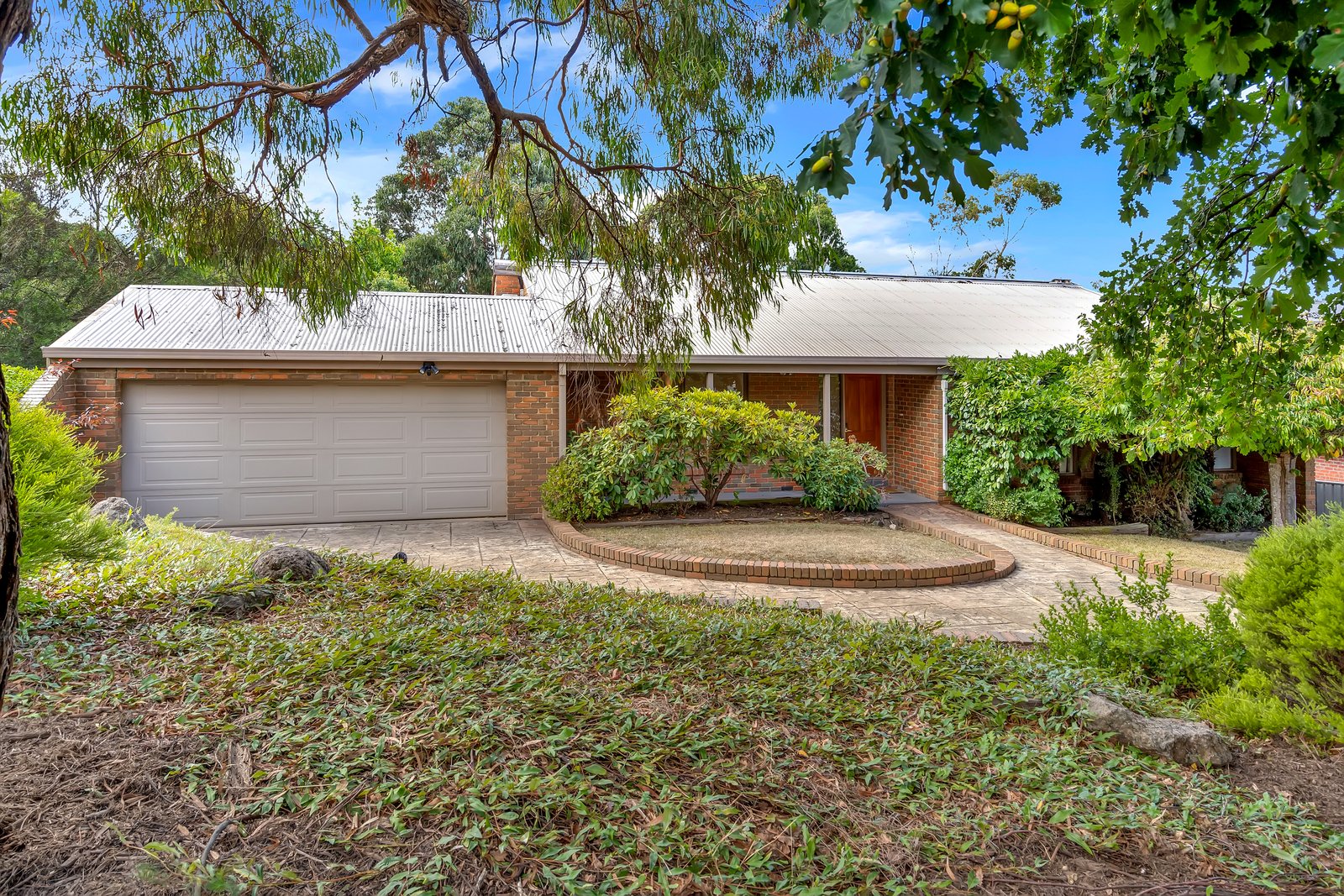 Property Gallery - Main Image