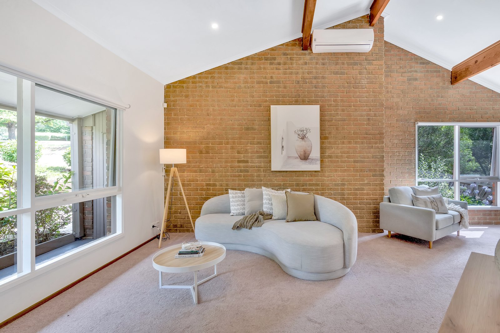 Property Gallery Thumbnail 2