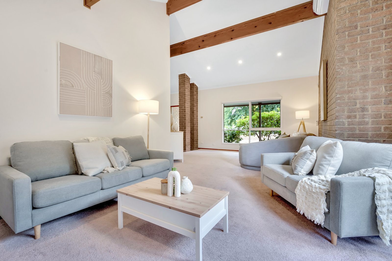 Property Gallery Thumbnail 4